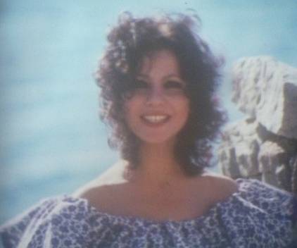 Esther in Israel - Esther Ofarim, 1972 - singing "Go tell it on the mountains"