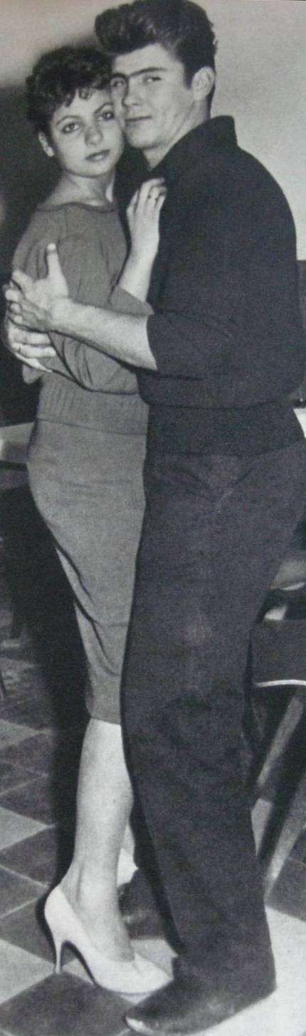 Esther & Abi Ofarim - one week after their marriage, 1958