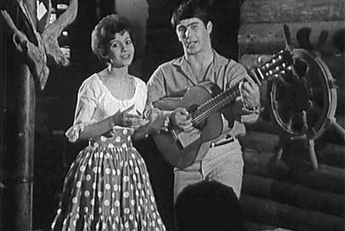 Esther & Abi Ofarim - perform in the Omar Khayyam Nightclub in Jaffa, 1962